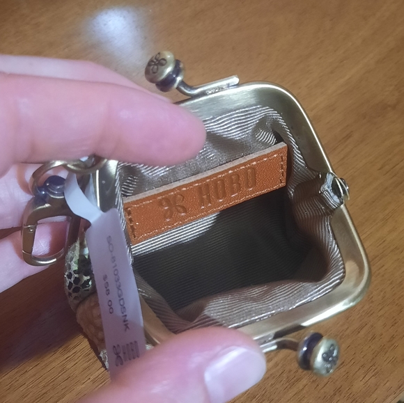 Hobo Pouch - Picture 3 of 4